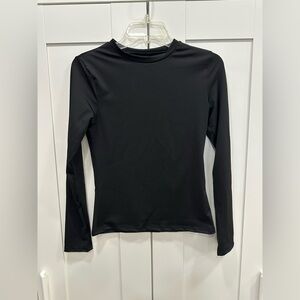 Women’s Classic Black Long Sleeve Athletic Top Slim Fit Size M